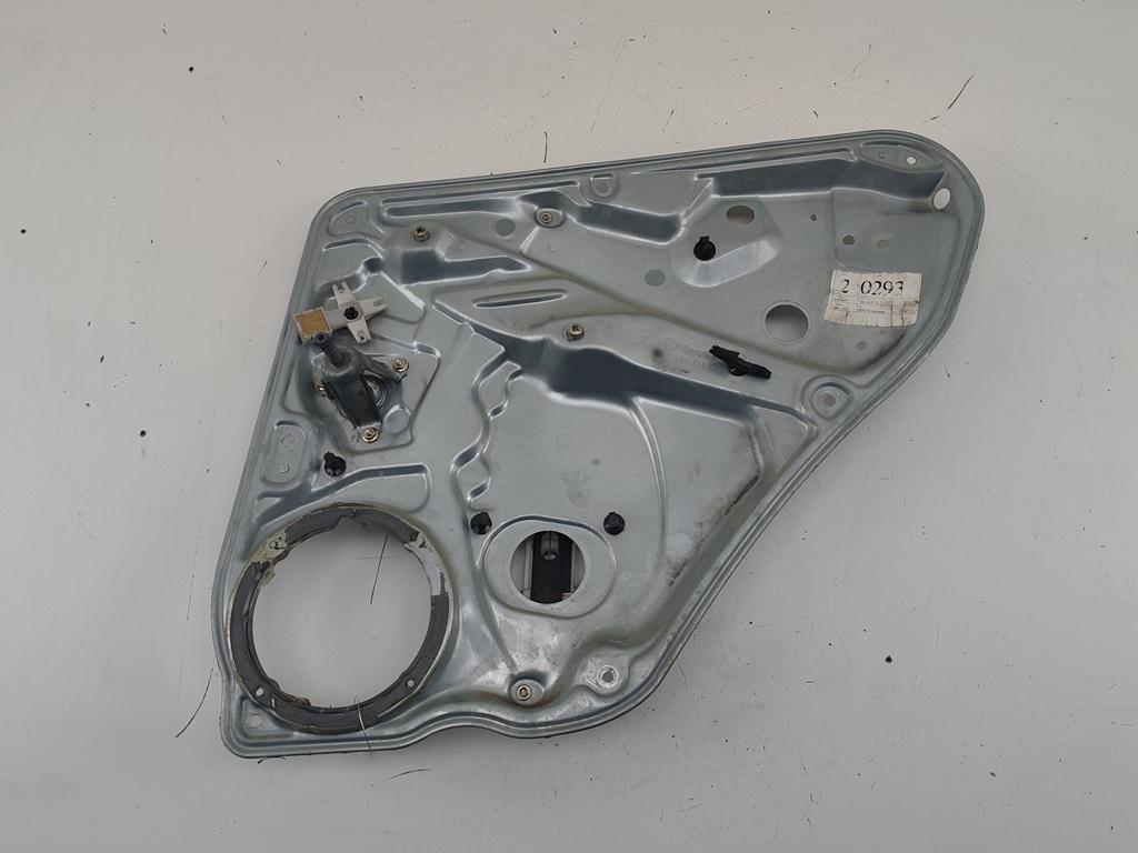 стеклоподъемник задний правый Volkswagen Passat B5 1998, 1.9 л., дизель, МКПП, жёлтый, седан