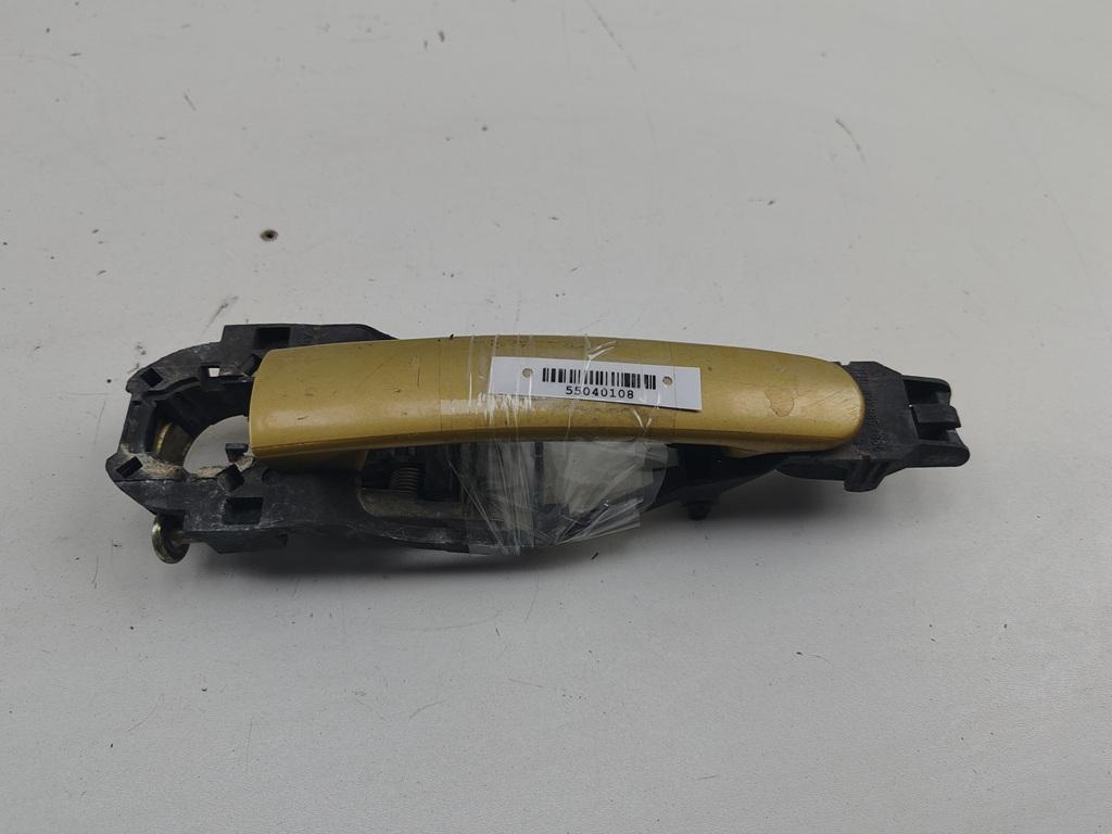 ручка наружная передняя правая Volkswagen Passat B5 1998, 1.9 л., дизель, МКПП, жёлтый, седан, 3B0837886 - фото №1
