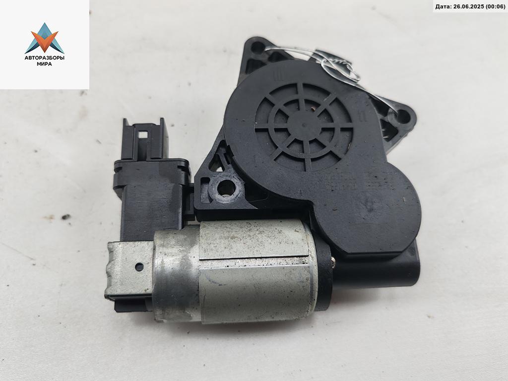 моторчик стеклоподъемника передний правый Mazda 6 GG 2003, 2.0 л., дизель, МКПП, серый, универсал, GJ6A5858X - фото №1