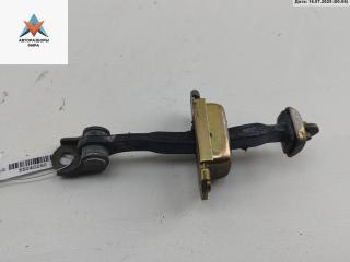 ограничитель открывания двери Nissan Primera P11 2001, хетчбэк 5 дв.