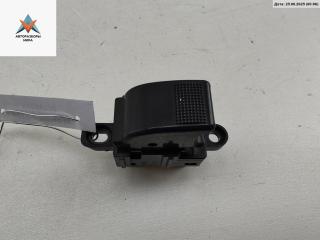 кнопка стеклоподъемника переднего правого Mazda 6 GG 2003, 2.0 л., дизель, МКПП, серый, универсал, 3583N30