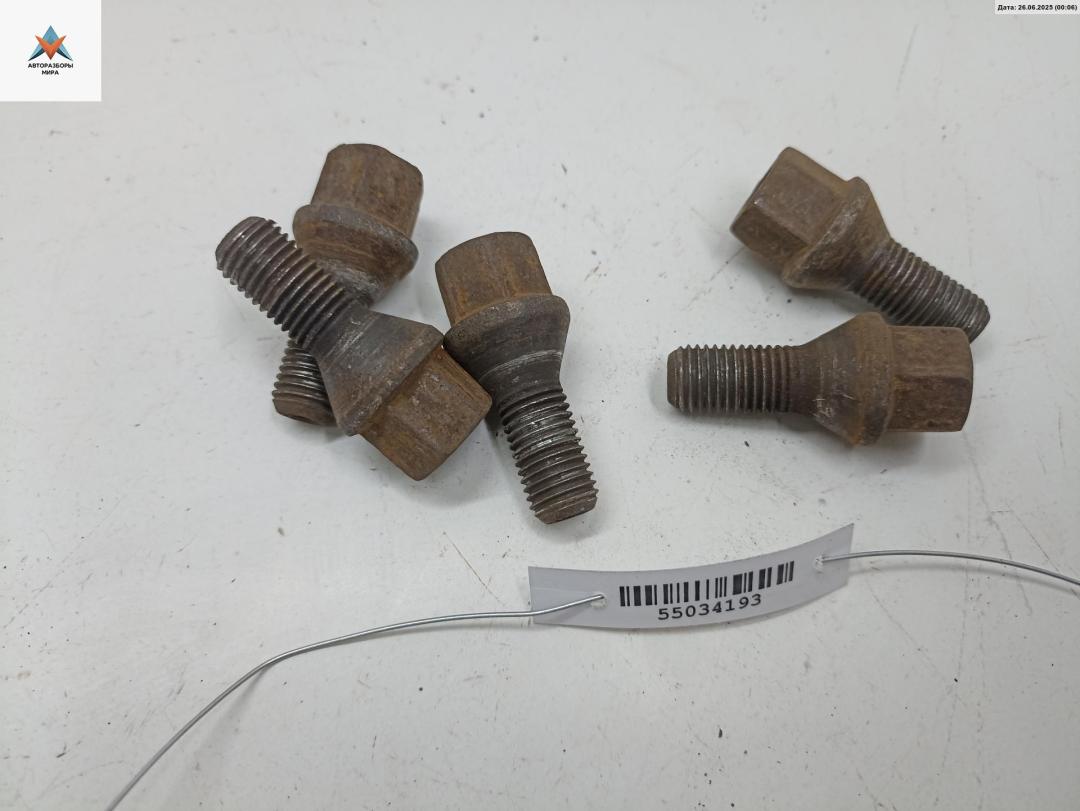 болт колесный Opel Zafira 1 поколение (A) 2000, 2.0 л., дизель, МКПП, синий, минивэн - фото №1