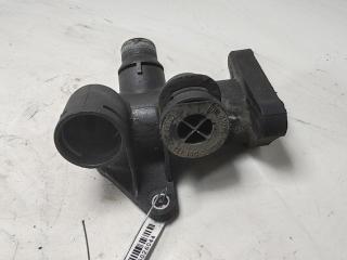 фланец (тройник) системы охлаждения Audi A6 4B/C5 1998, 1.8 л., Ti, бензин, МКПП, серый, универсал, 058121133B