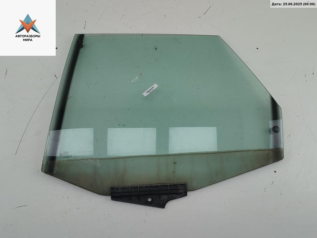 стекло двери задней левой Audi 80 8C/B4 1992, 2.0 л., бензин, МКПП, зелёный, седан - фото №1