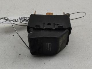 кнопка стеклоподъемника переднего левого Audi A4 B5 1996, 1.6 л., бензин, МКПП, белый, седан, 4D0959855