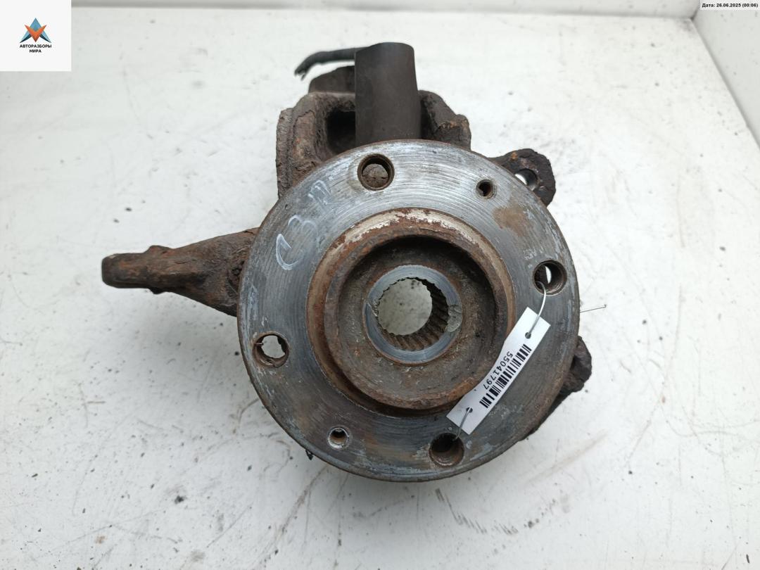 ступица передняя правая Citroen C3 1 поколение 2005, 1.6 л., дизель, МКПП, серый, хетчбэк 5 дв. - фото №1