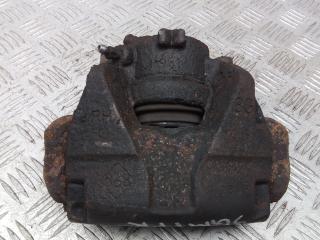 суппорт передний правый Renault Duster 1 поколение 2013, 1.5 л., дизель, МКПП, внедорожник 5 дв.