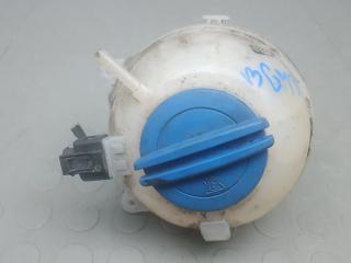 бачок расширительный Skoda Fabia 3 поколение (NJ) 2015, 1.2 л., бензин, МКПП, хетчбэк 5 дв., 3B0121321, 6Q0121407B