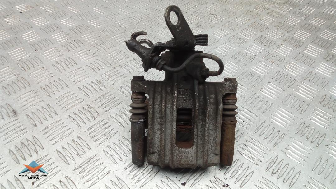 суппорт задний правый Volkswagen Golf 6 поколение 2009, 2.0 л., дизель, МКПП, хетчбэк 5 дв., 1K0615424J - фото №1