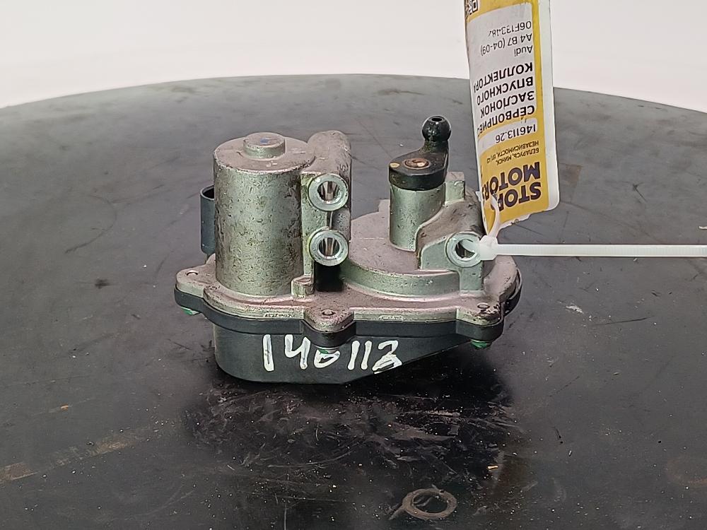 сервопривод заслонок впускного коллектора Audi A4 B7 2006, цвет, 06F133482 - фото №1