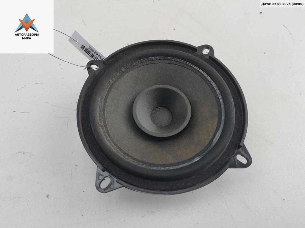 динамик двери Ford Tourneo Connect 1 поколение 2003, 1.8 л., бензин, МКПП, серый, фургон, 2T1F18808AC - фото №1