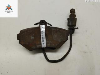 Колодки тормозные передние Audi A4 B6 2003, 1.6 л., бензин, МКПП, зелёный, седан