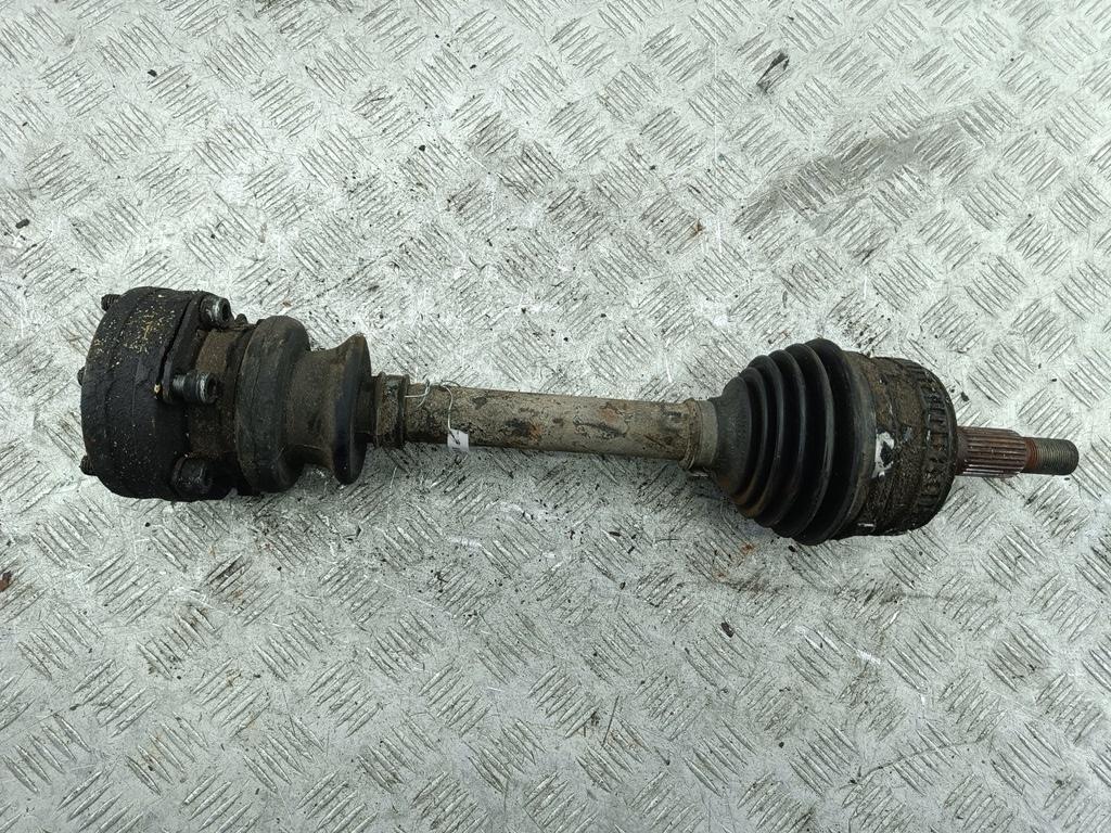 полуось передняя левая (приводной вал, ШРУС) Mercedes-Benz Vito 1997, 2.3 л., бензин, АКПП, синий, микроавтобус