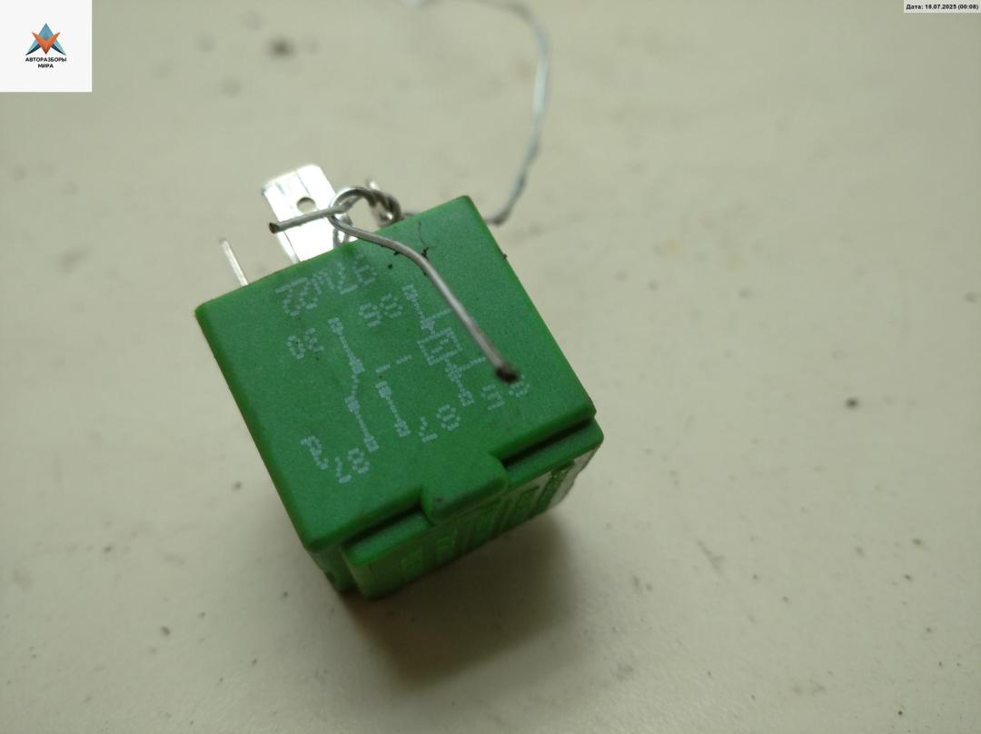 реле (прочие) Mercedes-Benz Vito-1 W638 1997, 2.3 л., бензин, АКПП, синий, микроавтобус, A0045450405 - фото №1