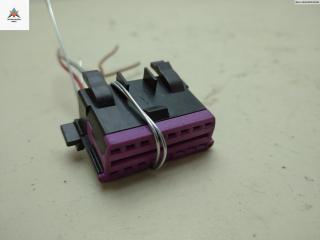 разъем (фишка) проводки Volkswagen Transporter T4 1997, 2.4 л., дизель, МКПП, зелёный, микроавтобус, 3A0972695