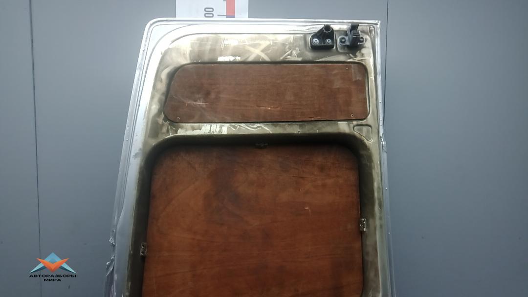 дверь задняя распашная правая Volkswagen Crafter 2 поколение 2021, 2.0 л., TDi, дизель, МКПП, микроавтобус - фото №1