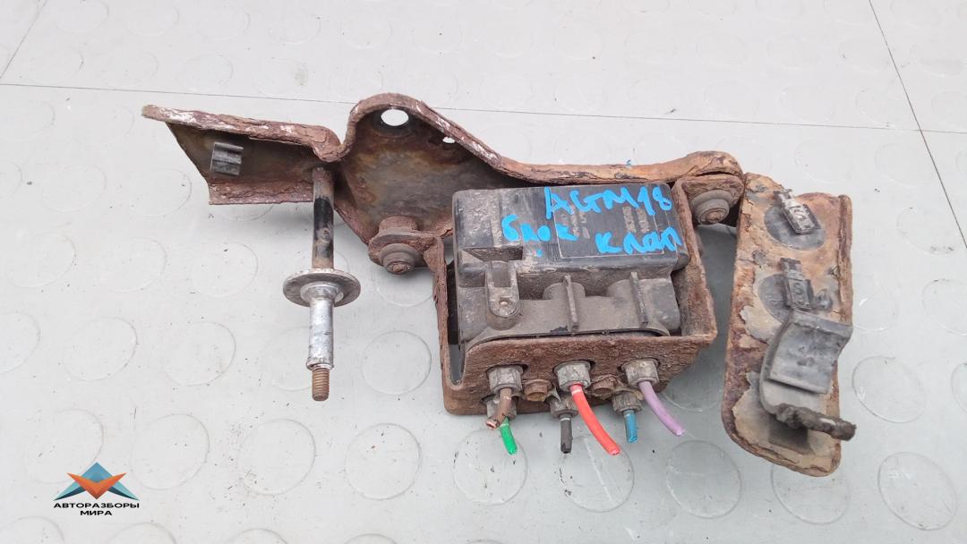 клапан компрессора пневмоподвески Audi A6 4F/C6 2004, 2.5 л., дизель, АКПП, универсал, 4F0616013 - фото №1