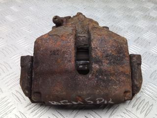 суппорт передний правый Volkswagen Golf 6 поколение 2009, 2.0 л., дизель, МКПП, хетчбэк 5 дв., 1K0615124E