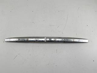 накладка подсветки номера Peugeot 407 1 поколение 2006, 2.2 л., дизель, МКПП, серый, универсал, 9645271580