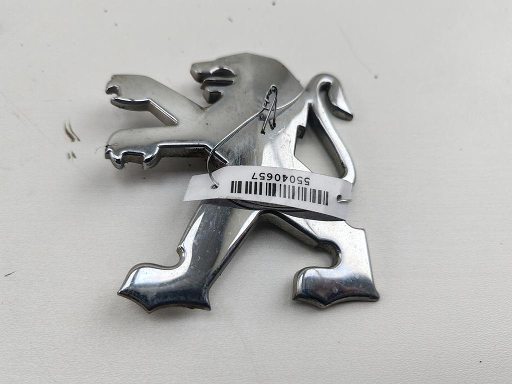 эмблема Peugeot 307 2006, 1.6 л., дизель, МКПП, серый, универсал, 9646804880