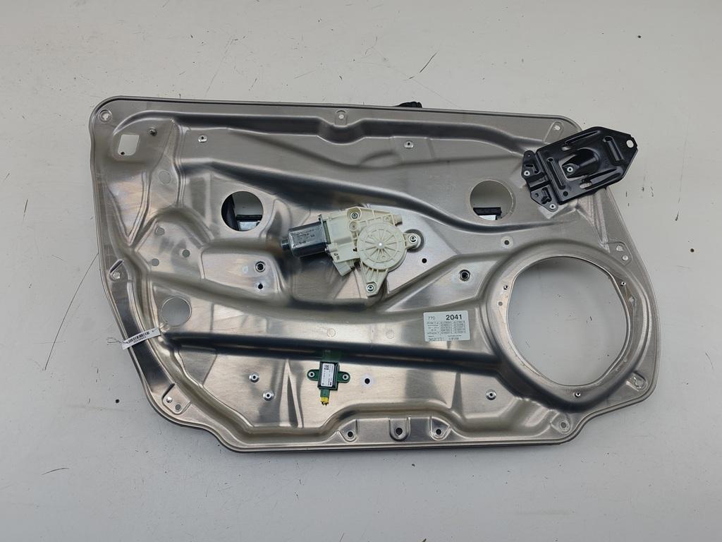 стеклоподъемник электрический передний левый Mercedes-Benz E W212 2014, 2.2 л., дизель, АКПП, жёлтый, универсал, A2127600300
