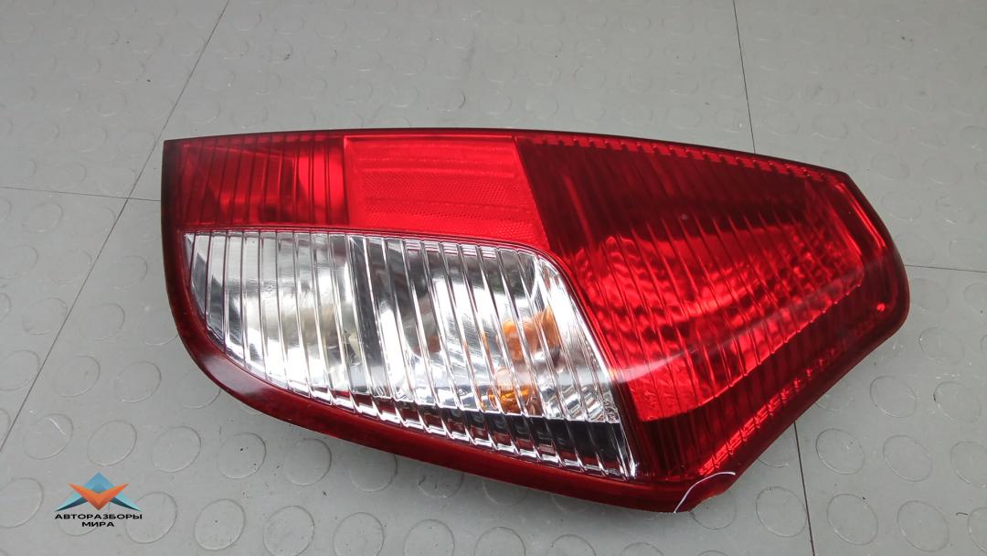 фонарь задний правый Hyundai i10 1 поколение 2009, 1.1 л., бензин, МКПП, хетчбэк 5 дв. - фото №1