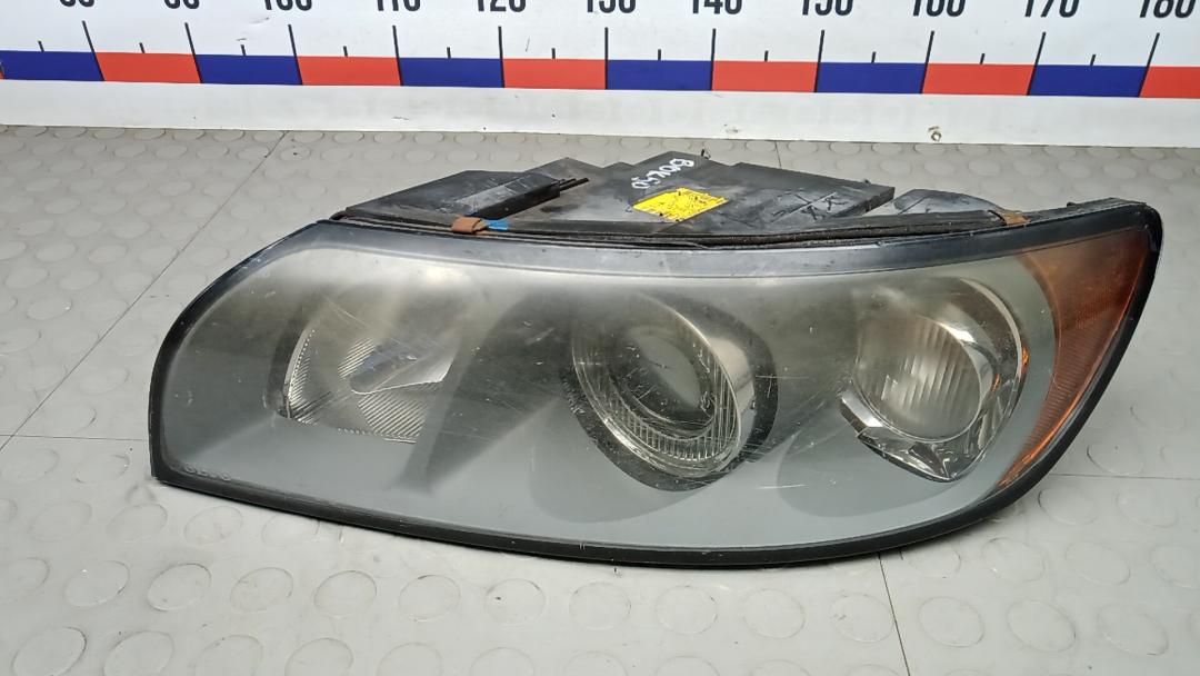 фара левая Volvo V50 1 поколение 2006, 2.0 л., дизель, МКПП, универсал - фото №1