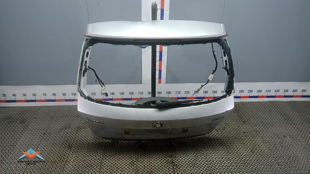 крышка багажника Skoda Fabia 3 поколение (NJ) 2015, 1.2 л., бензин, МКПП, хетчбэк 5 дв., 6V6827025H - фото №1