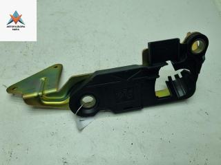 накладка двери (крышки) багажника Volkswagen Passat B5 [рестайлинг] 2002, 1.9 л., дизель, МКПП, синий, универсал, 3B9827297A