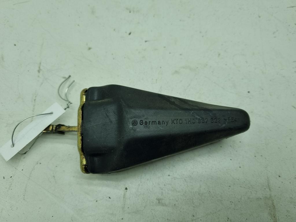 ограничитель открывания двери Volkswagen Golf-3 1997, хетчбэк 3 дв., 1H0837323