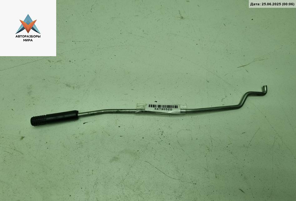 Трос двери задней Volkswagen Passat B5 1997, 1.6 л., бензин, МКПП, белый, универсал - фото №1