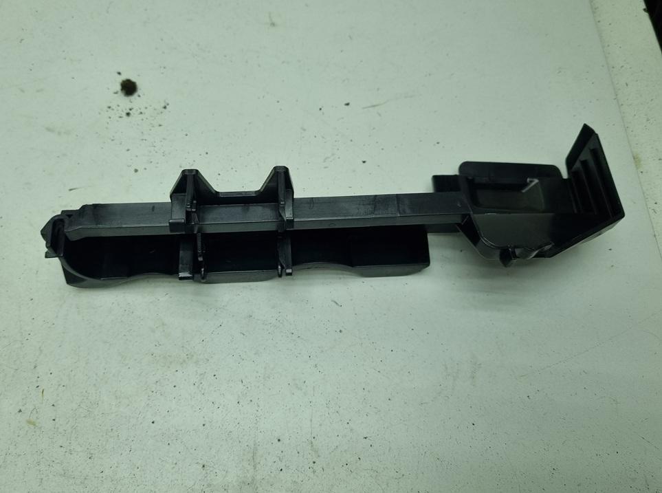 накладка двери (крышки) багажника Volkswagen Passat B5+ (GP) 2002, 1.9 л., дизель, МКПП, синий, универсал, 3B9827569