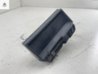 ручка крышки багажника Mitsubishi Space Runner 2 поколение 2000, красный, минивэн, MB830586