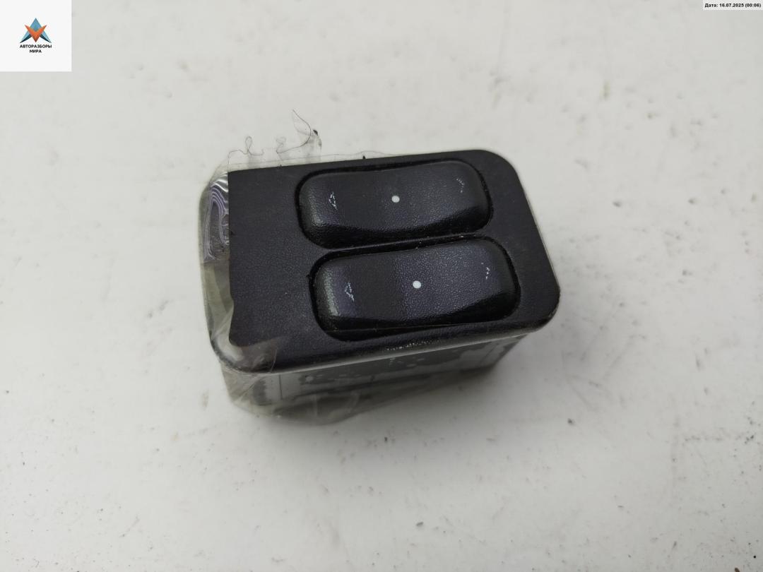 блок управления стеклоподъемниками Opel Zafira 1 поколение (A) 2002, 1.8 л., бензин, МКПП, синий, минивэн, 13363201 - фото №1