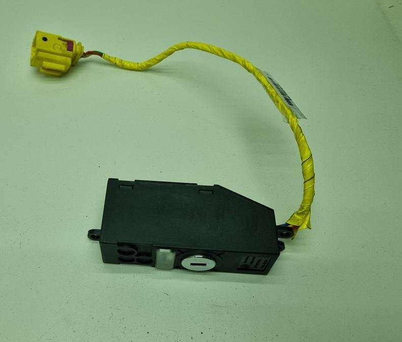 датчик AirBag Volkswagen Phaeton 2003, 3.2 л., бензин, АКПП, чёрный, седан, 3D1919211A