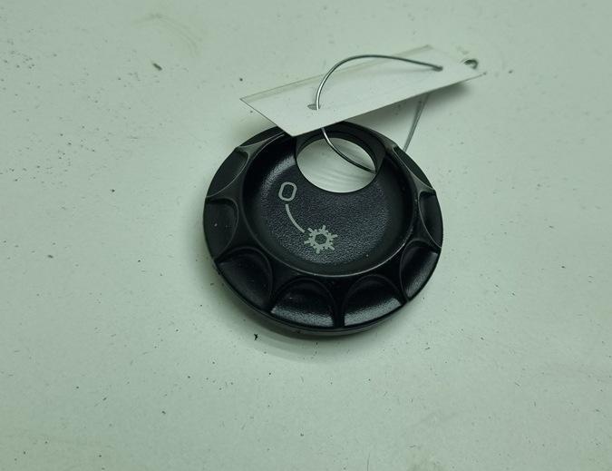 накладка на торпедо (консоль) Volkswagen Passat B6 2006, 2.0 л., дизель, МКПП, чёрный, универсал, 3B0816355