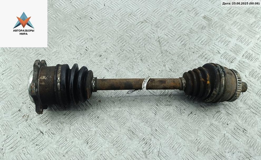 полуось передняя правая (приводной вал, ШРУС) Volkswagen Passat B5 1997, 1.8 л., бензин, АКПП, чёрный, универсал - фото №1