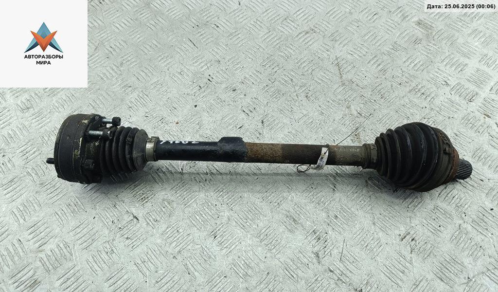 полуось передняя левая (приводной вал, ШРУС) Volkswagen Golf 5 поколение 2005, 1.4 л., бензин, МКПП, серый, хетчбэк 3 дв. - фото №1