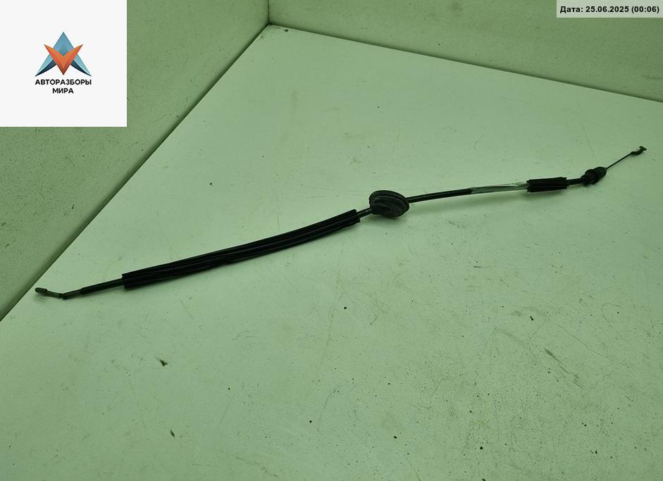 Трос двери задней Volkswagen Passat B5 1997, 1.8 л., бензин, МКПП, синий, универсал - фото №1