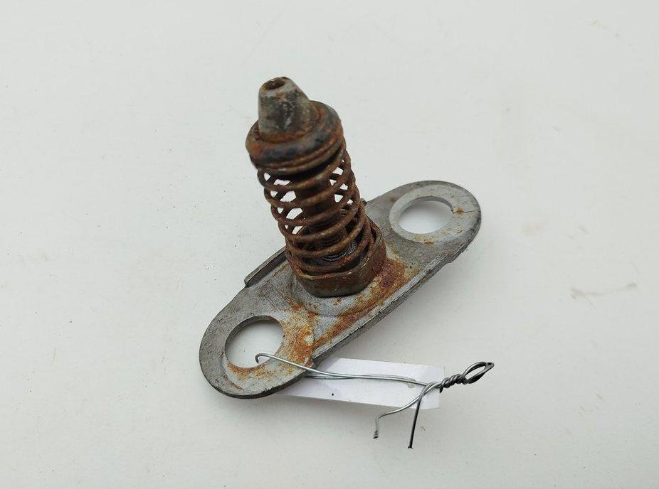 замок капота BMW 3 E46 1999, 2.0 л., бензин, МКПП, красный, седан, 51238229807