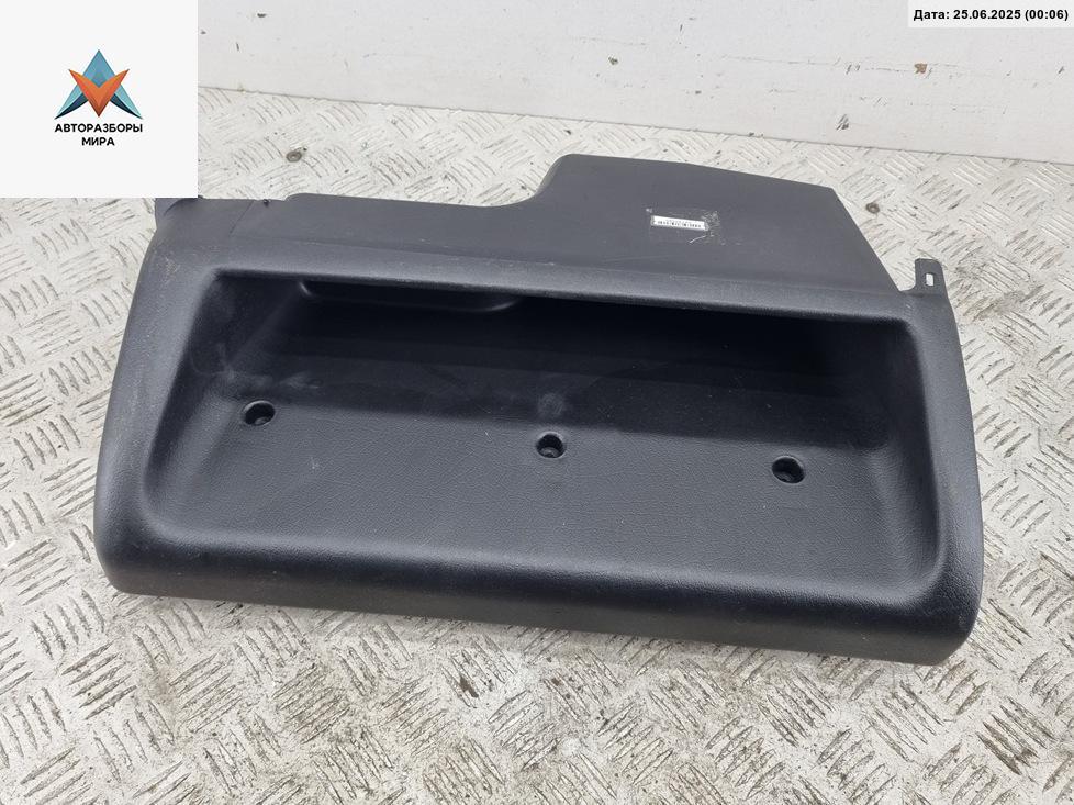 бардачок Volkswagen Golf 3 поколение 1993, 1.6 л., бензин, МКПП, красный, хетчбэк 5 дв., 1H1857924 - фото №1