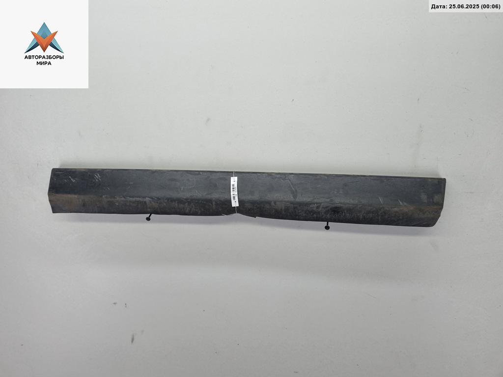 молдинг двери задней правой Volkswagen Passat B5 1997, 1.8 л., бензин, МКПП, синий, универсал, 3B0854950 - фото №1