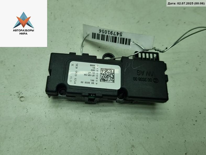 датчик угла поворота руля Volkswagen Passat B6 2006, 2.0 л., дизель, МКПП, чёрный, универсал, 3C0959654 - фото №1