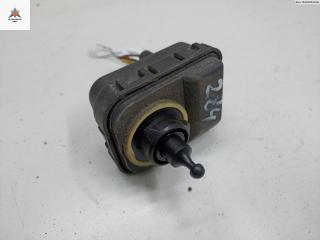 корректор фар Opel Zafira 1 поколение (A) 2001, 1.8 л., бензин, МКПП, зелёный, минивэн