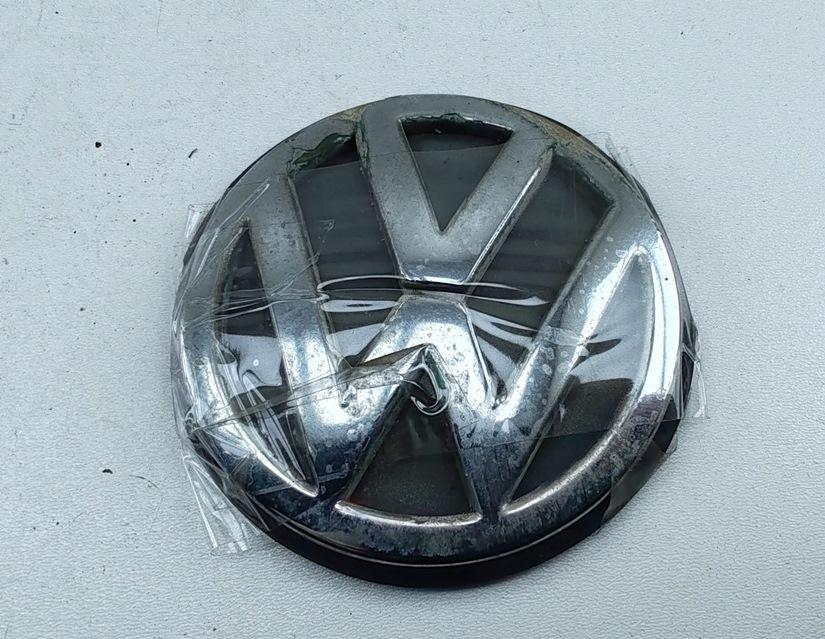 эмблема Volkswagen Passat B5 1998, 1.8 л., бензин, МКПП, синий, универсал, 3B0853630