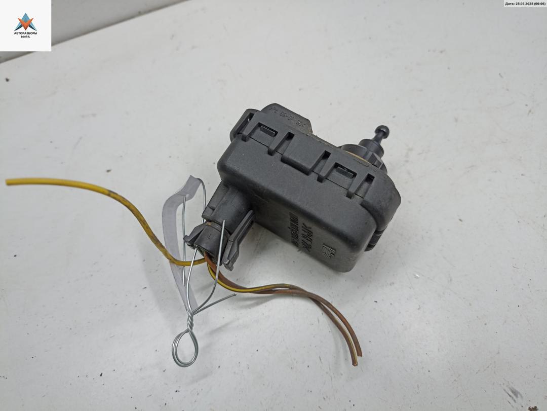 корректор фар Opel Zafira 1 поколение (A) 2002, 2.2 л., дизель, МКПП, серый, минивэн - фото №1