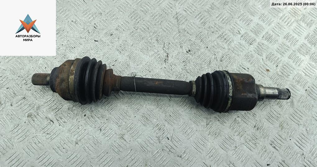 полуось передняя левая (приводной вал, ШРУС) Volvo S40 2 поколение 2005, 2.0 л., дизель, МКПП, чёрный, универсал - фото №1