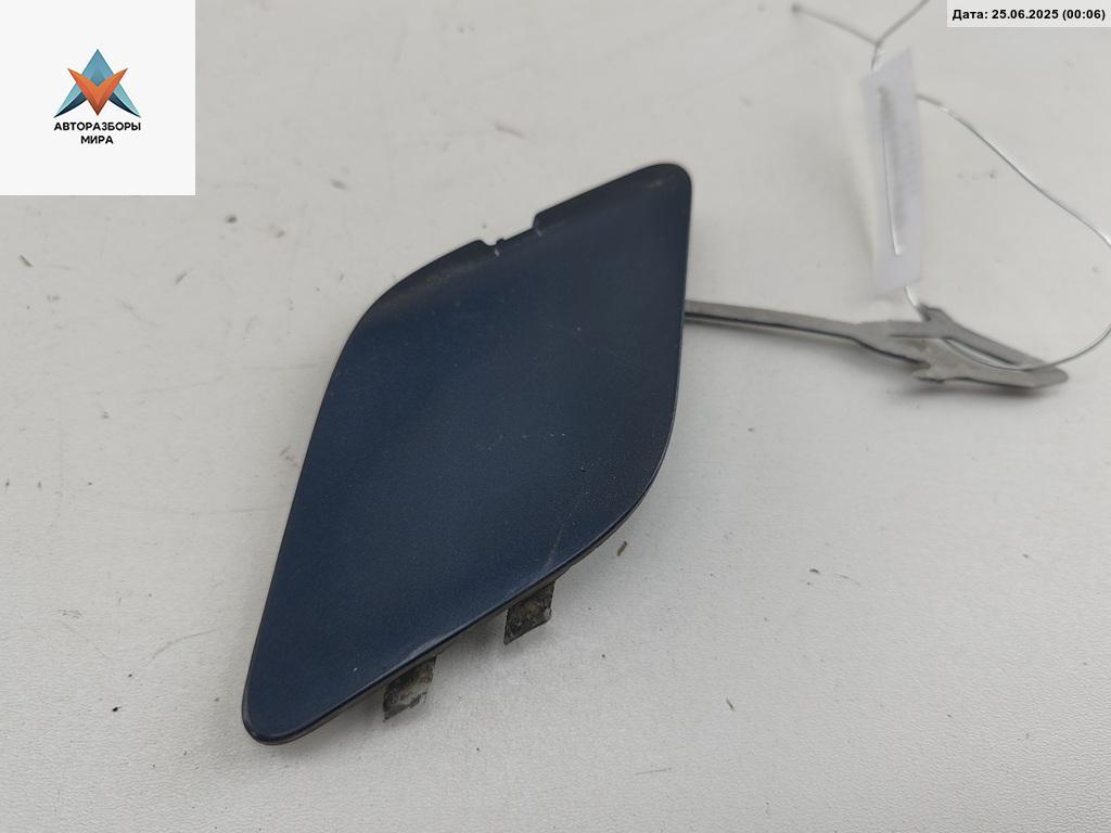 заглушка (решетка) в бампер Opel Astra J 2010, 1.6 л., бензин, МКПП, синий, хетчбэк 5 дв. - фото №1