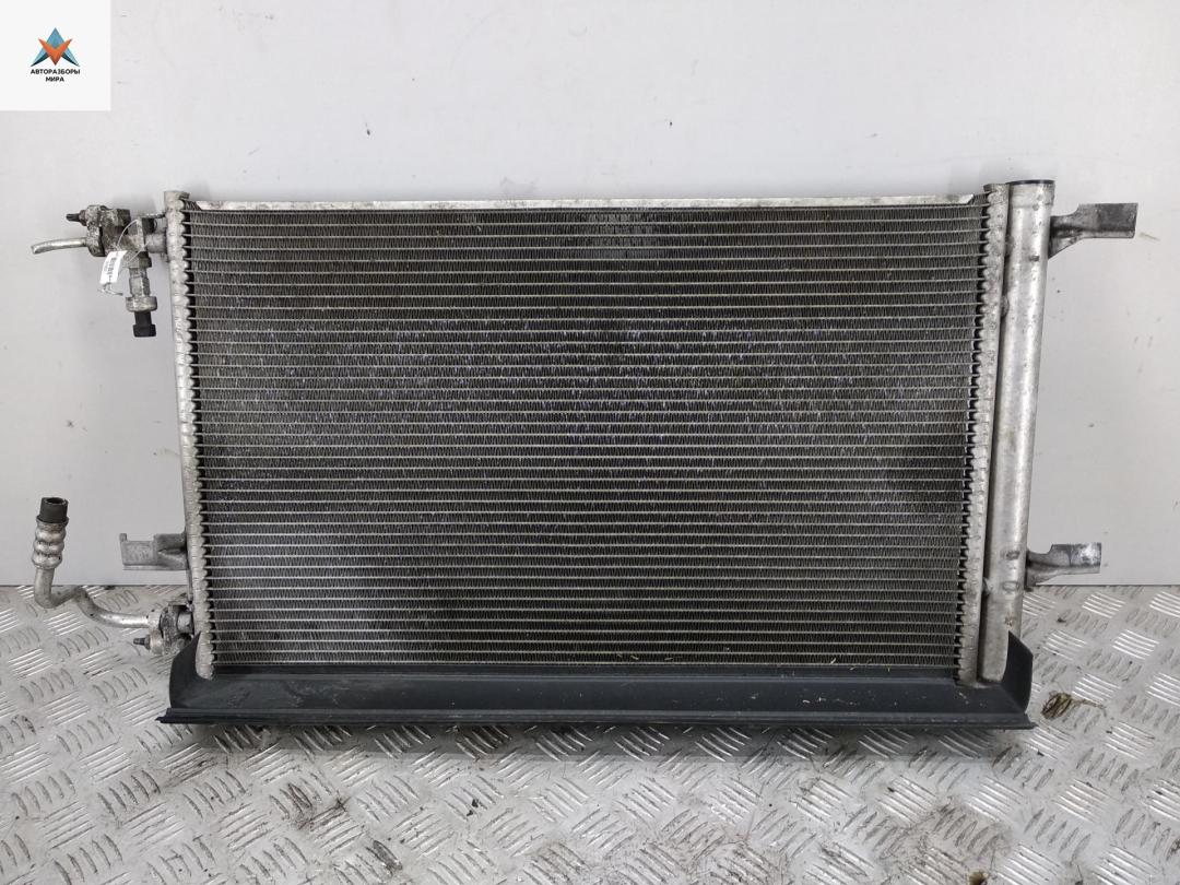 радиатор кондиционера Chevrolet Orlando 1 поколение 2011, 2.0 л., дизель, АКПП, чёрный, минивэн, 13267649 - фото №1