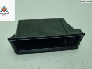 пепельница Volkswagen Passat B6 2006, 2.0 л., бензин, МКПП, серый, универсал, 3C0863077